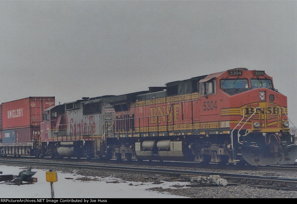 BNSF 5304 East